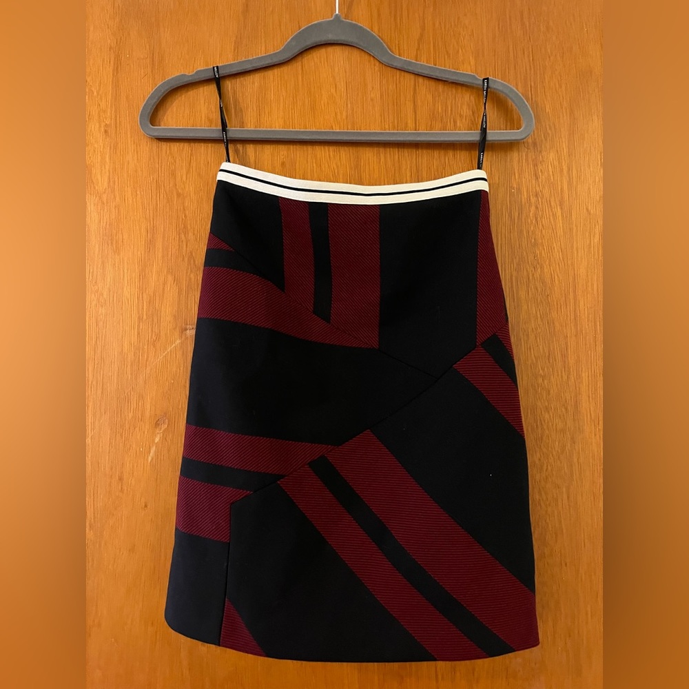 Karen Millen Wine & Navy pencil skirt